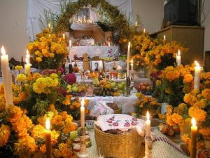 Dia de los muertos en Mexico. Altar escalonado