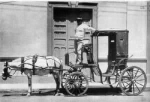 Joaquín en su calesa de alquiler.