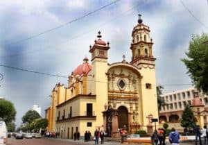 El Templo de la Santa Veracruz en la Ciudad de Toluca