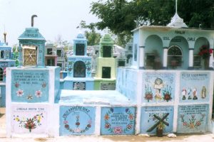 Una parcialidad del Cementerio de Hoctún.